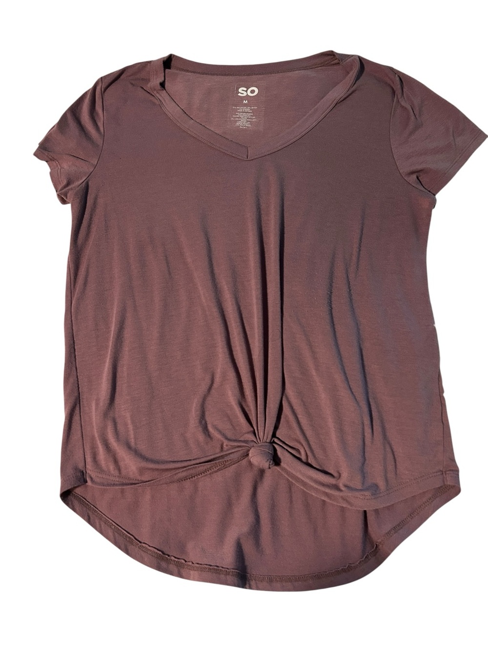 SO Short-Sleeve V-Neck Knot Front Tee in Mauve Brown medium